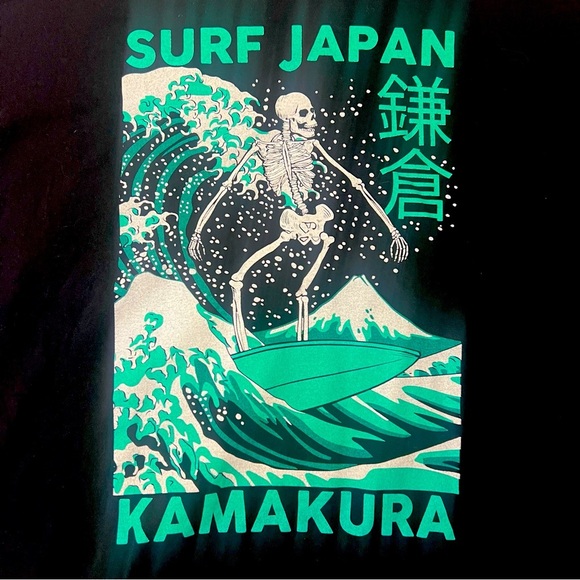 Surf Japan Graphic Tee - Black - Picture 2 of 3